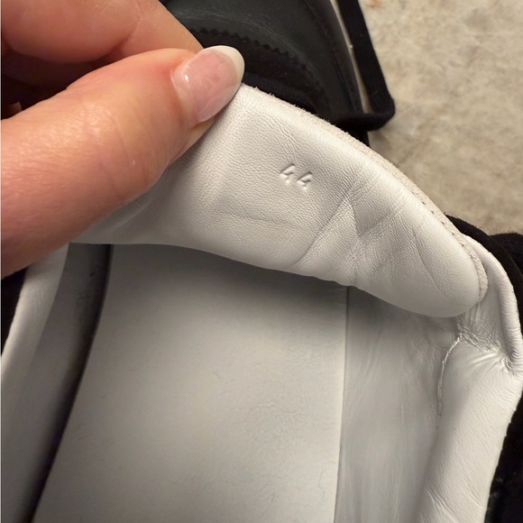 Gently worn Hermes Men's Bouncing Sneakers Sz 44 - Picture 7 of 7